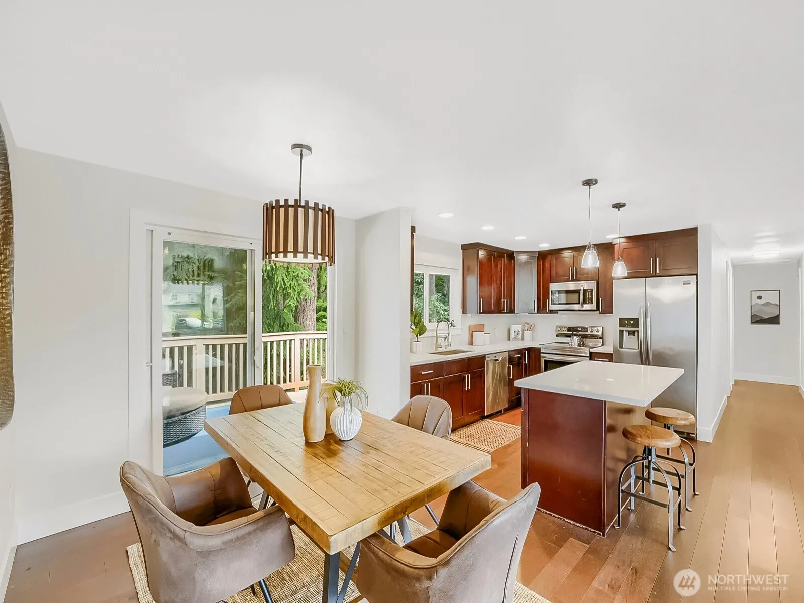 13832 125th Avenue NE, Kirkland, WA 98034