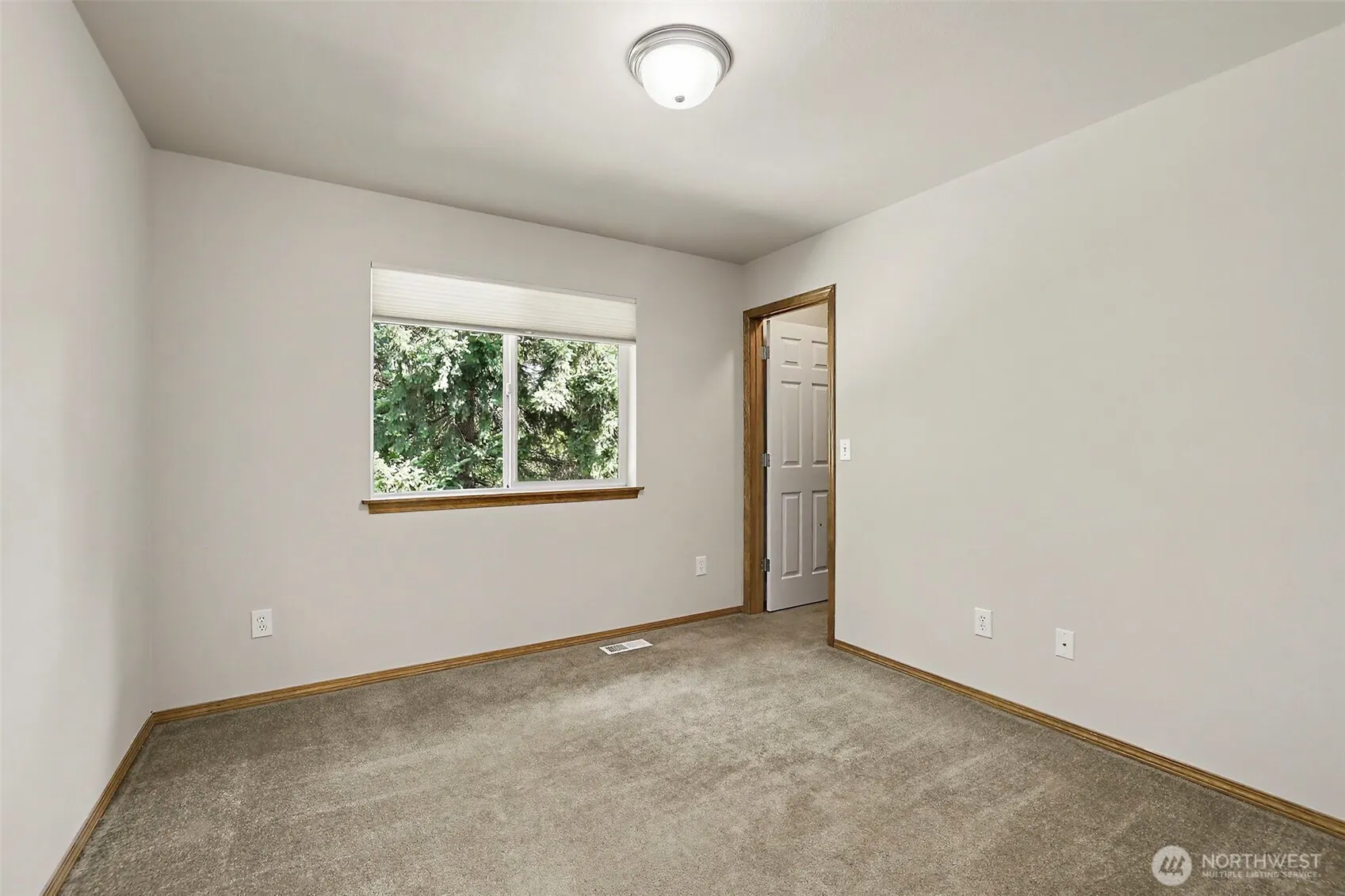 4011 160th Place SE, Bothell, WA 98012