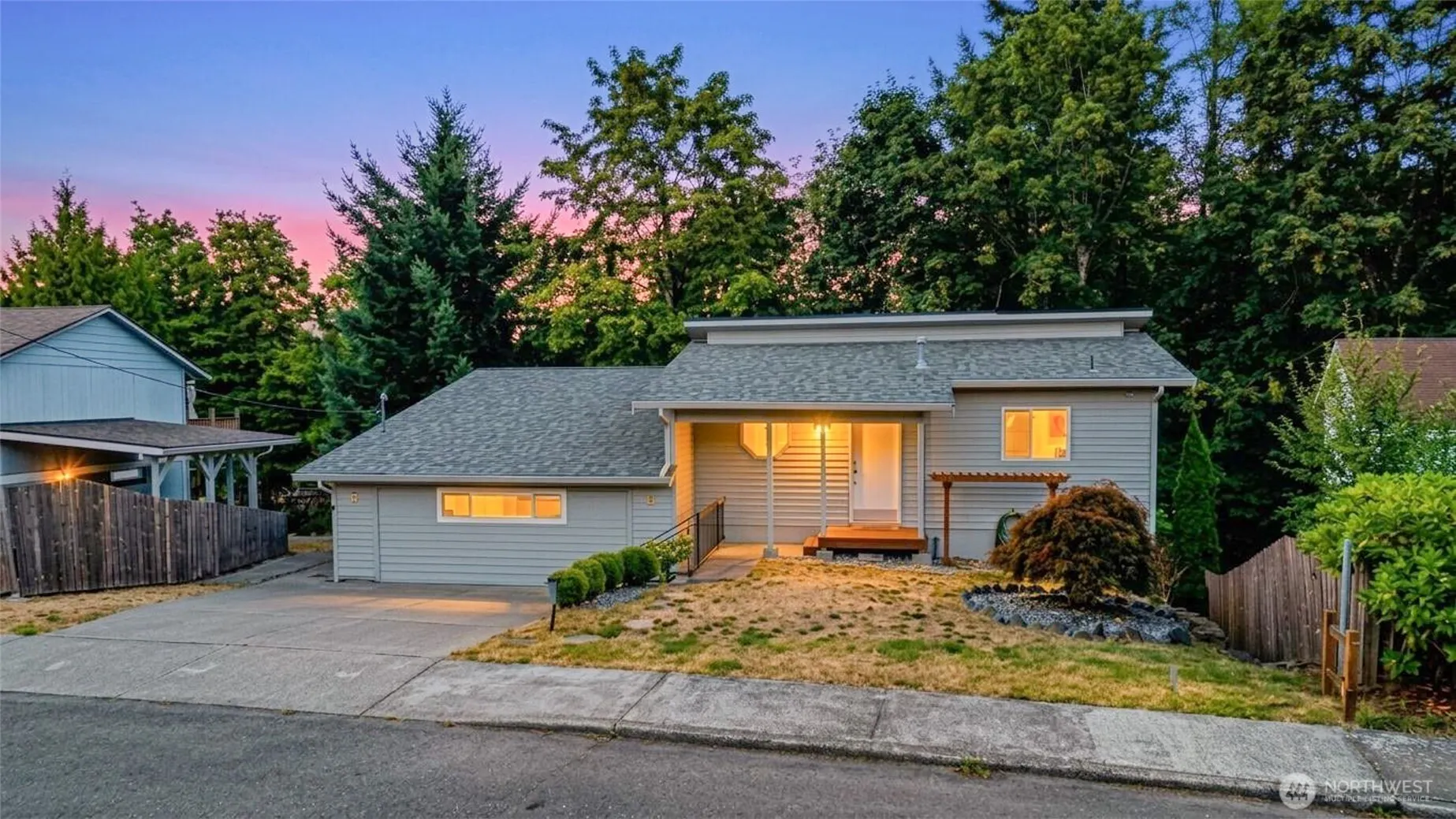 15704 121st Avenue SE, Renton, WA 98058