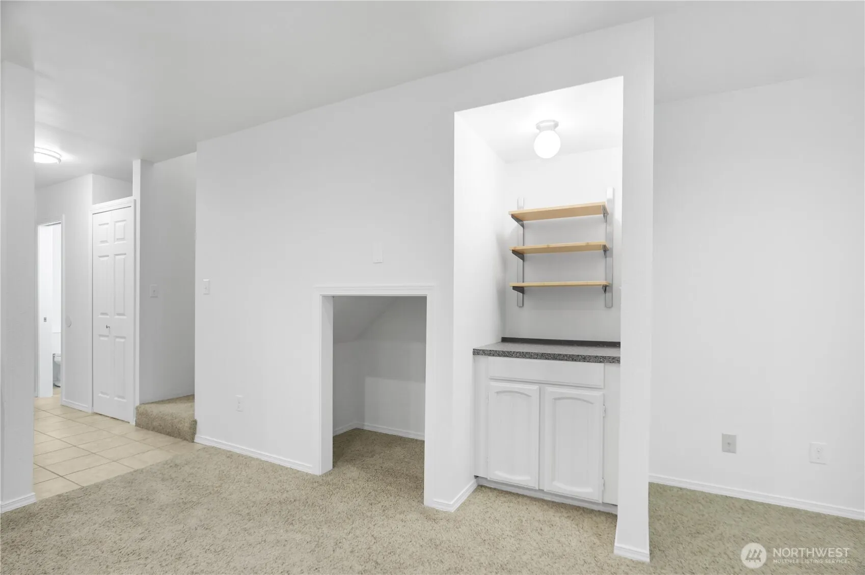 17018 NE 80th Street #C5, Redmond, WA 98052