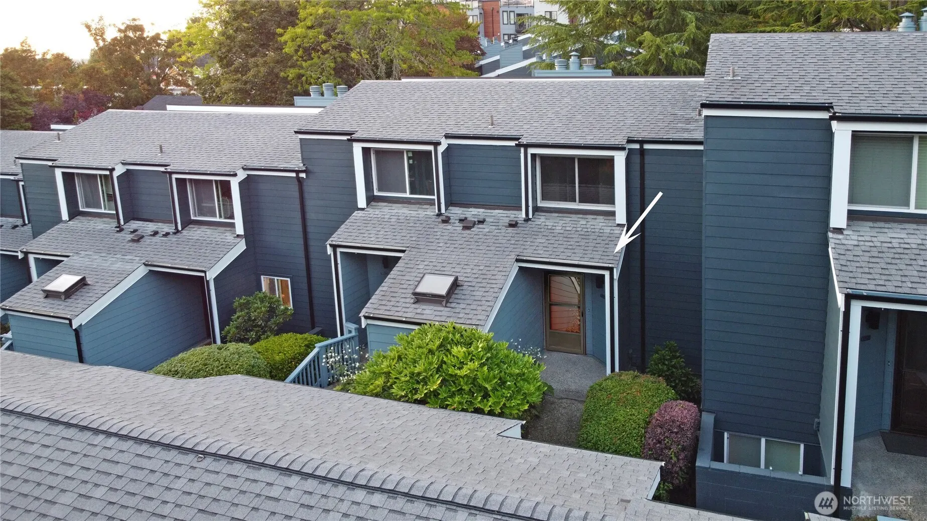17018 NE 80th Street #C5, Redmond, WA 98052
