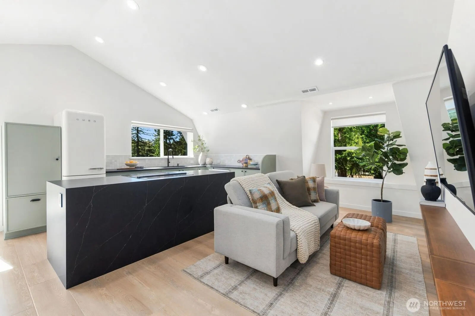 25515 SE Issaquah-Fall City Road , Issaquah, WA 98029