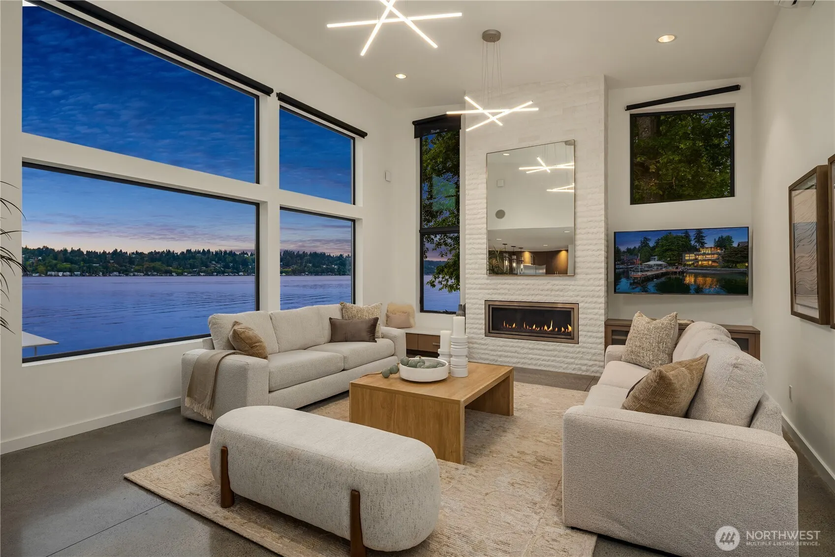 13031 Holmes Point Drive NE, Kirkland, WA 98034