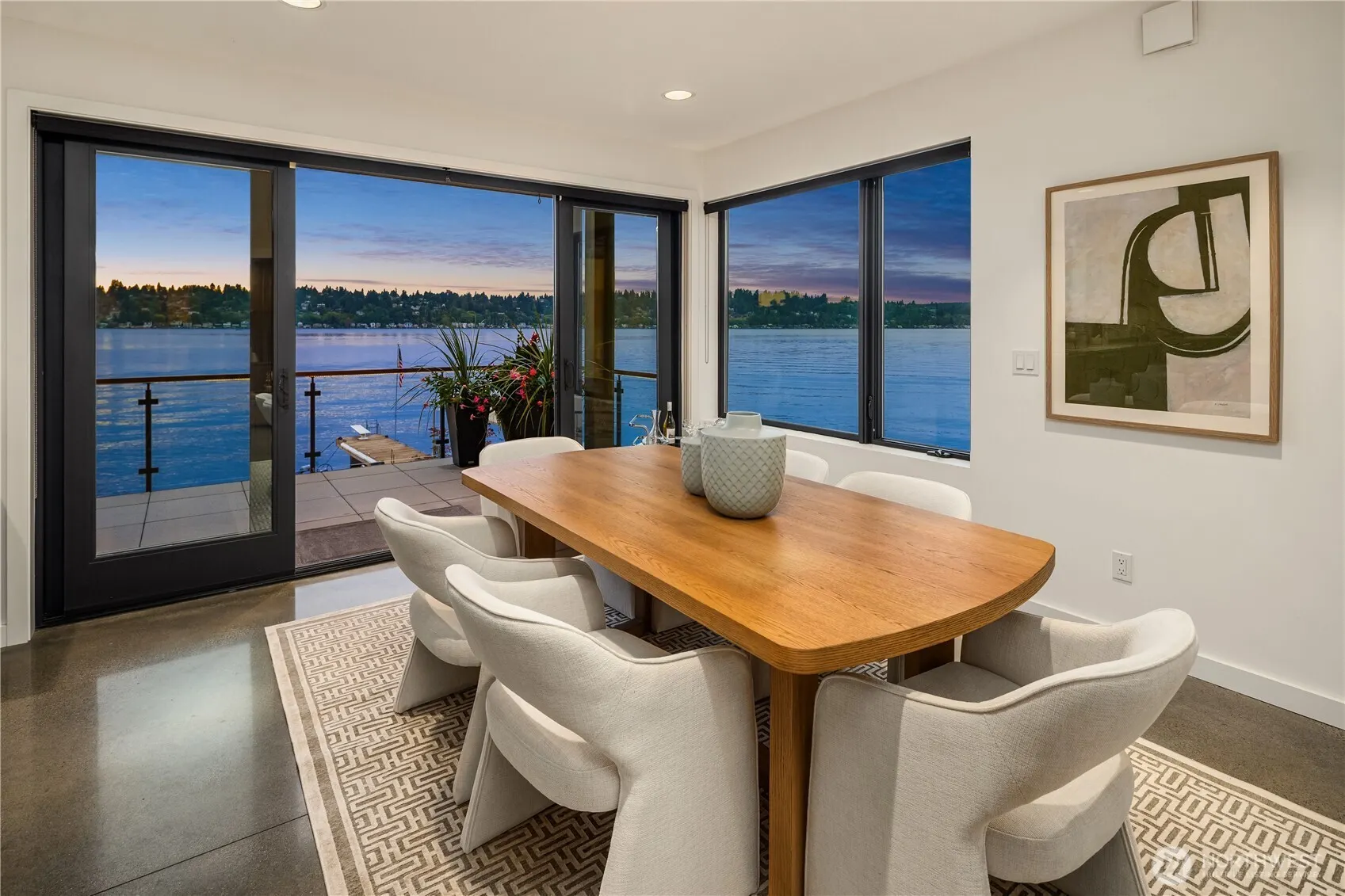 13031 Holmes Point Drive NE, Kirkland, WA 98034