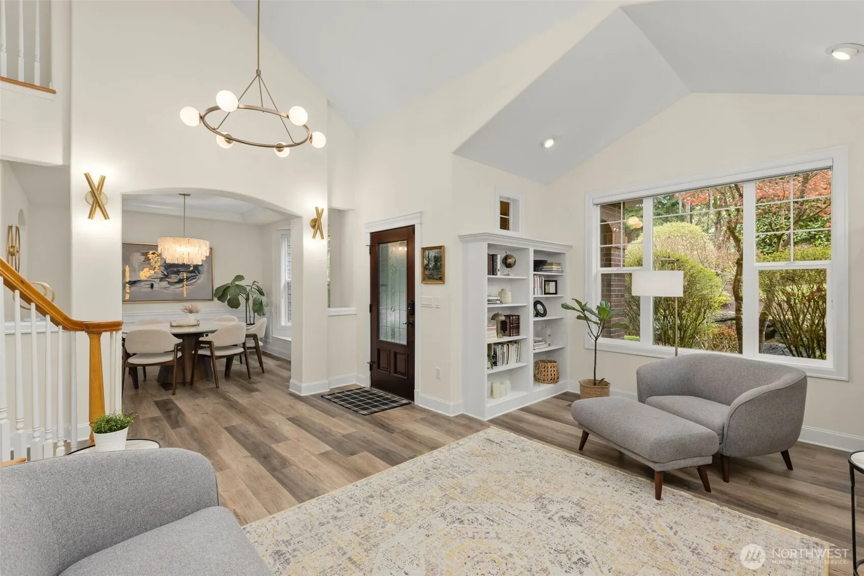 15820 104th Avenue NE, Bothell, WA 98011