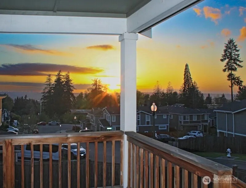 24621 96th Avenue S, Kent, WA 98030-2444