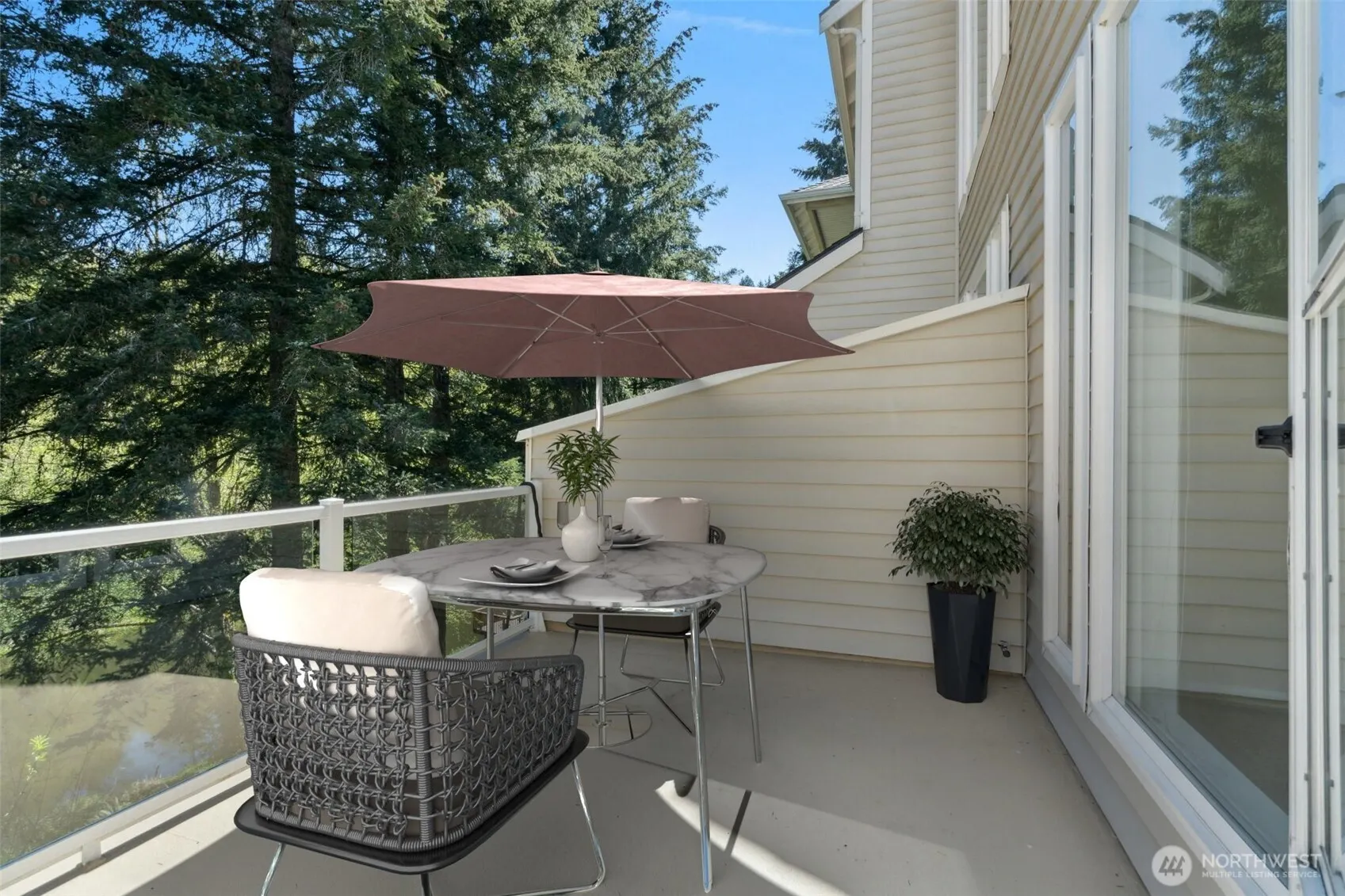 9821 NE Riverbend Drive #C 102, Bothell, WA 98011