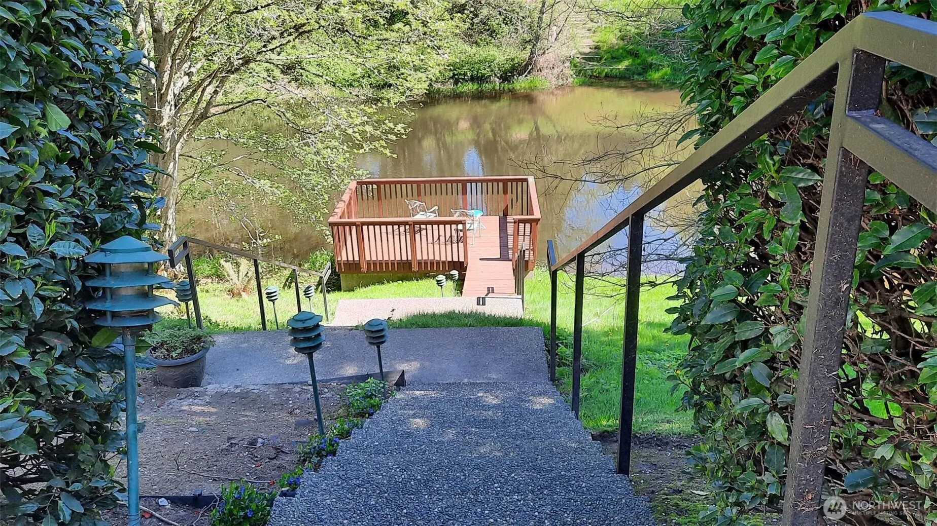 9821 NE Riverbend Drive #C 102, Bothell, WA 98011