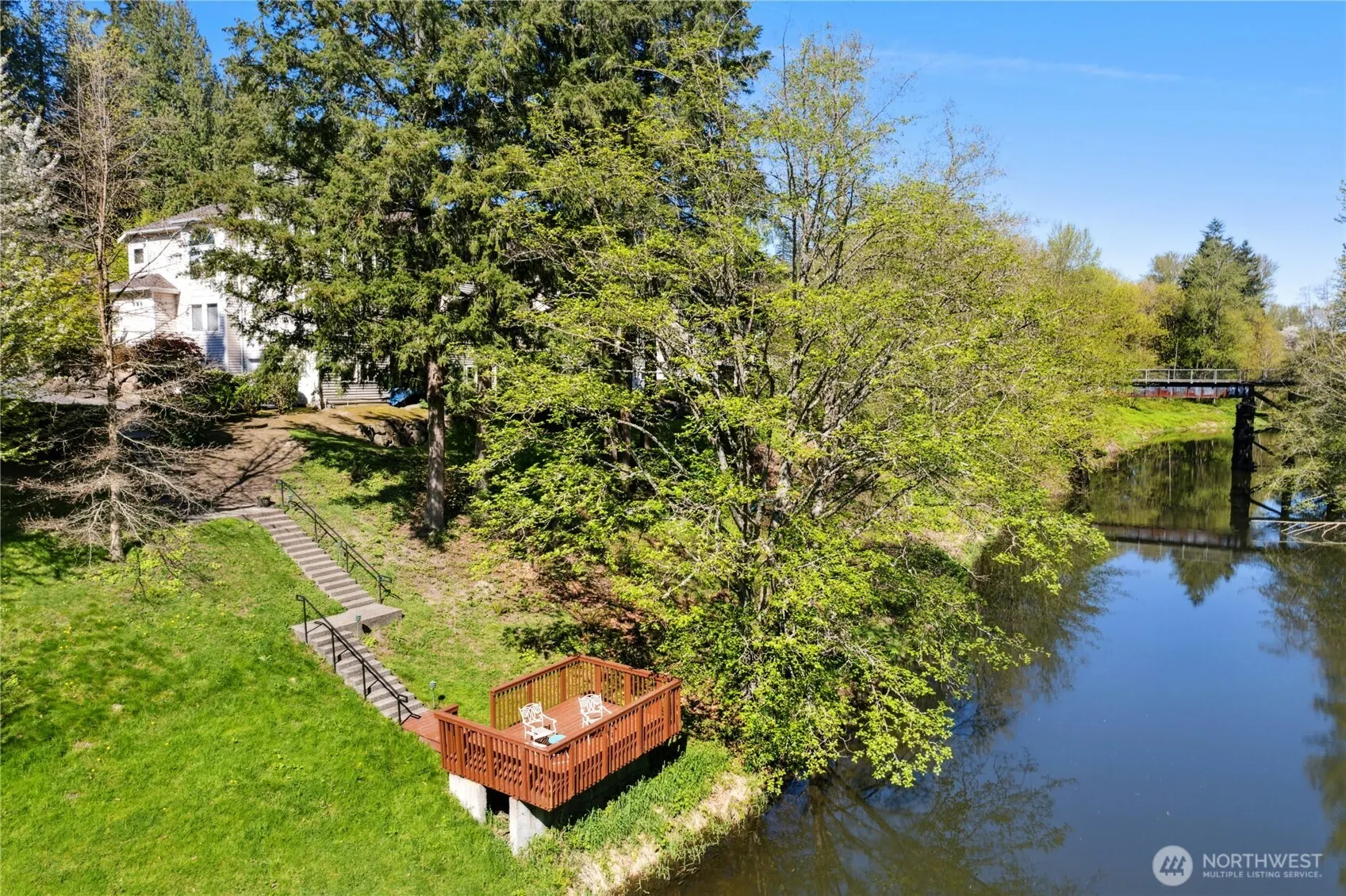 9821 NE Riverbend Drive #C 102, Bothell, WA 98011