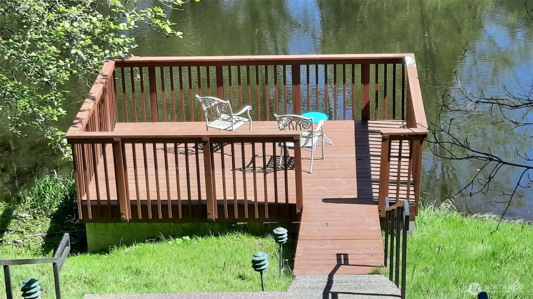 9821 NE Riverbend Drive #C 102, Bothell, WA 98011
