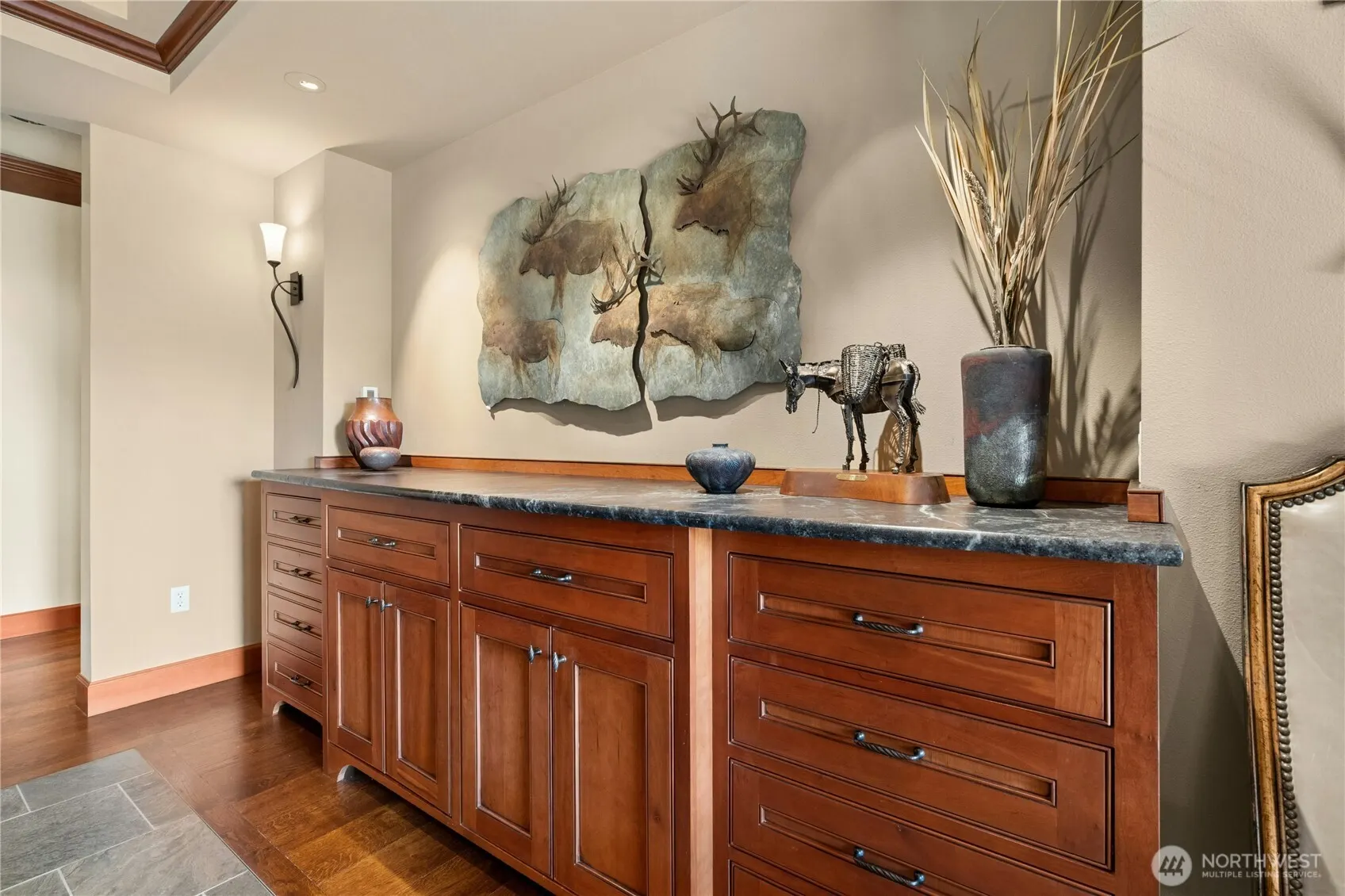 21241 SE 40th Street , Sammamish, WA 98075-5238