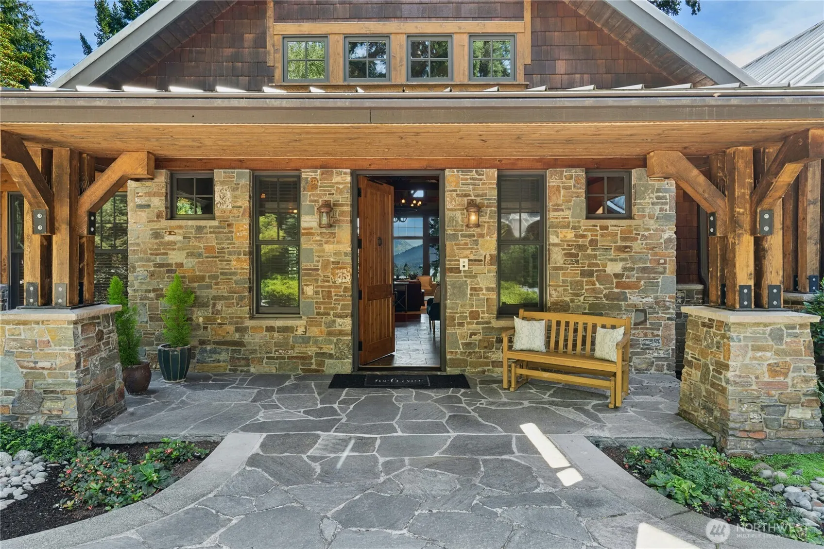 21241 SE 40th Street , Sammamish, WA 98075-5238