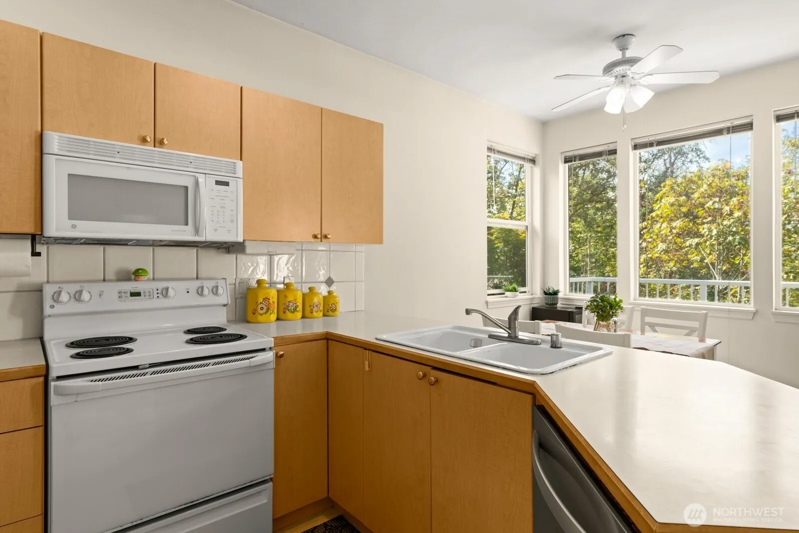 2680 139th Avenue SE #60, Bellevue, WA 98005