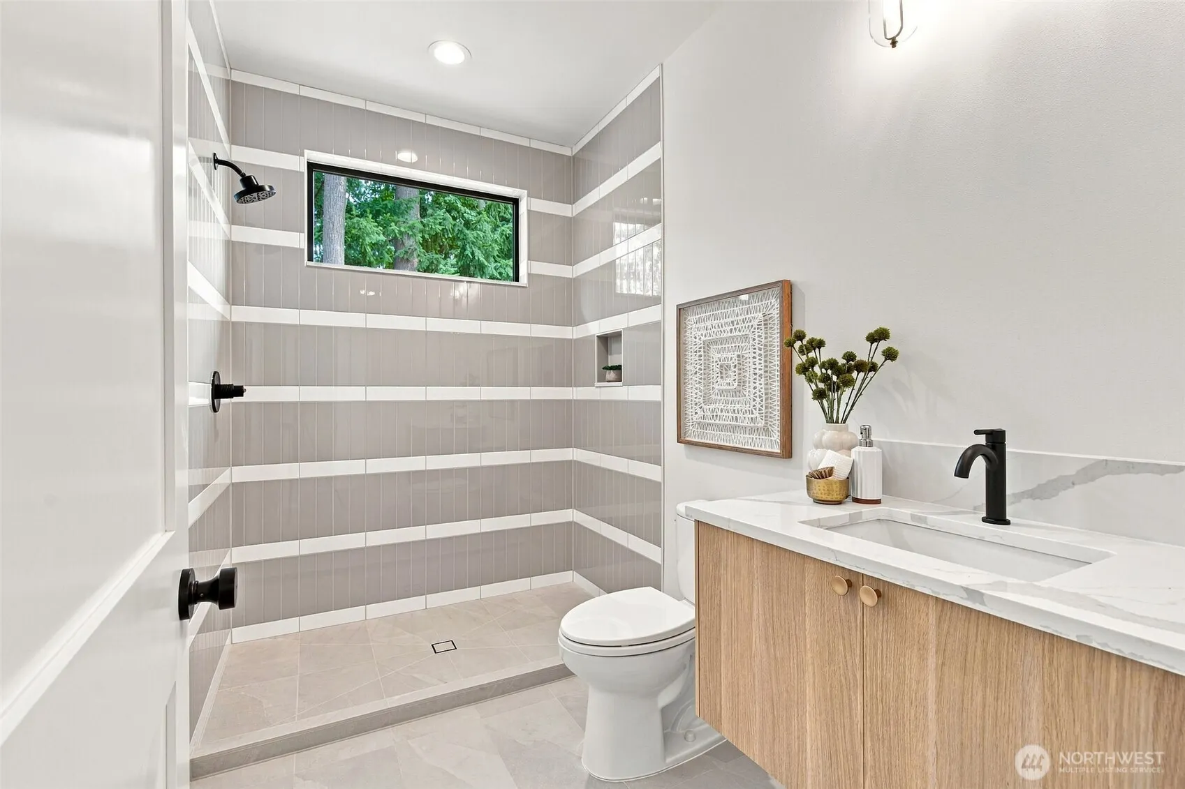 6702 123rd Avenue NE, Kirkland, WA 98033
