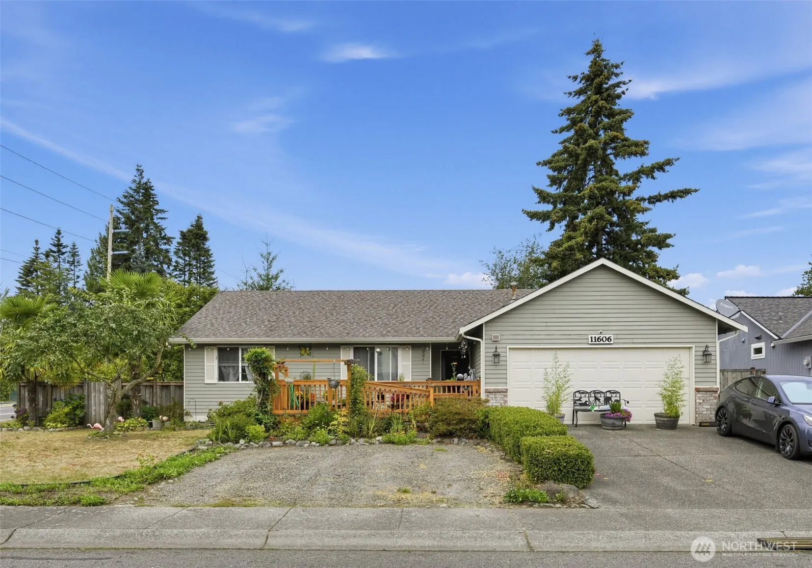 11606 SE 219th Place , Kent, WA 98031-3922