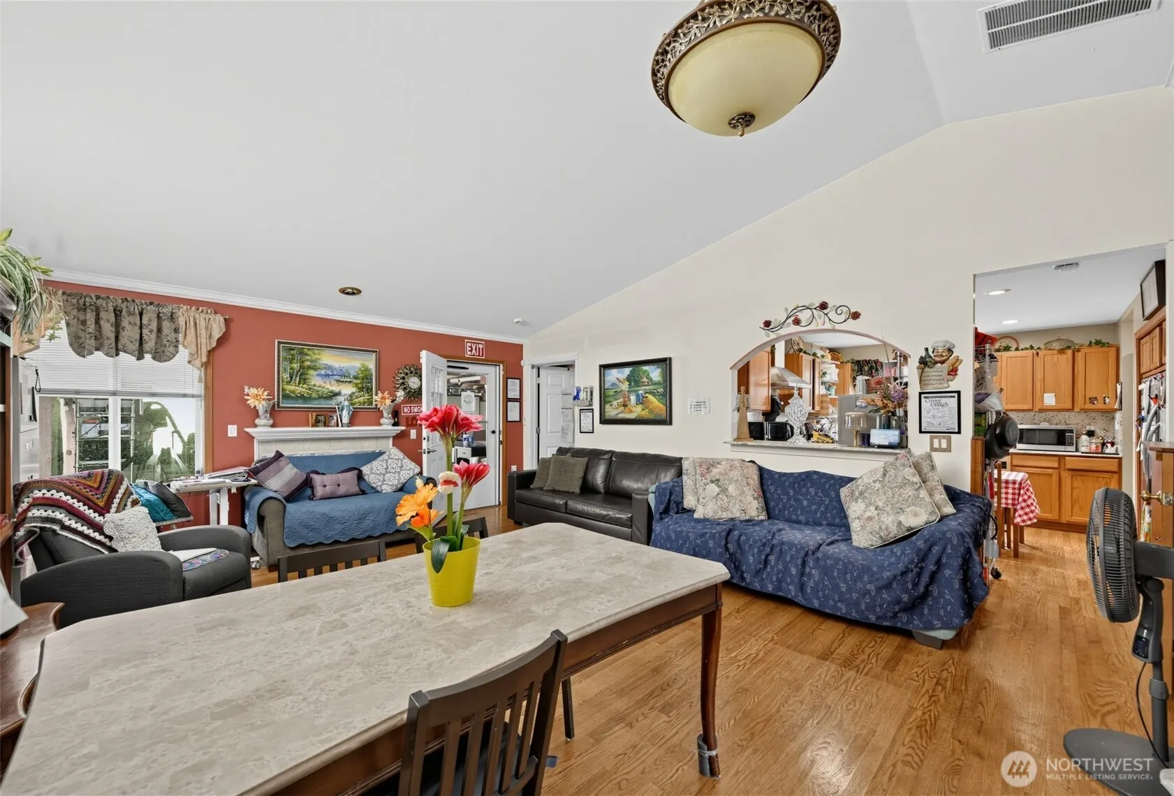 11606 SE 219th Place , Kent, WA 98031-3922