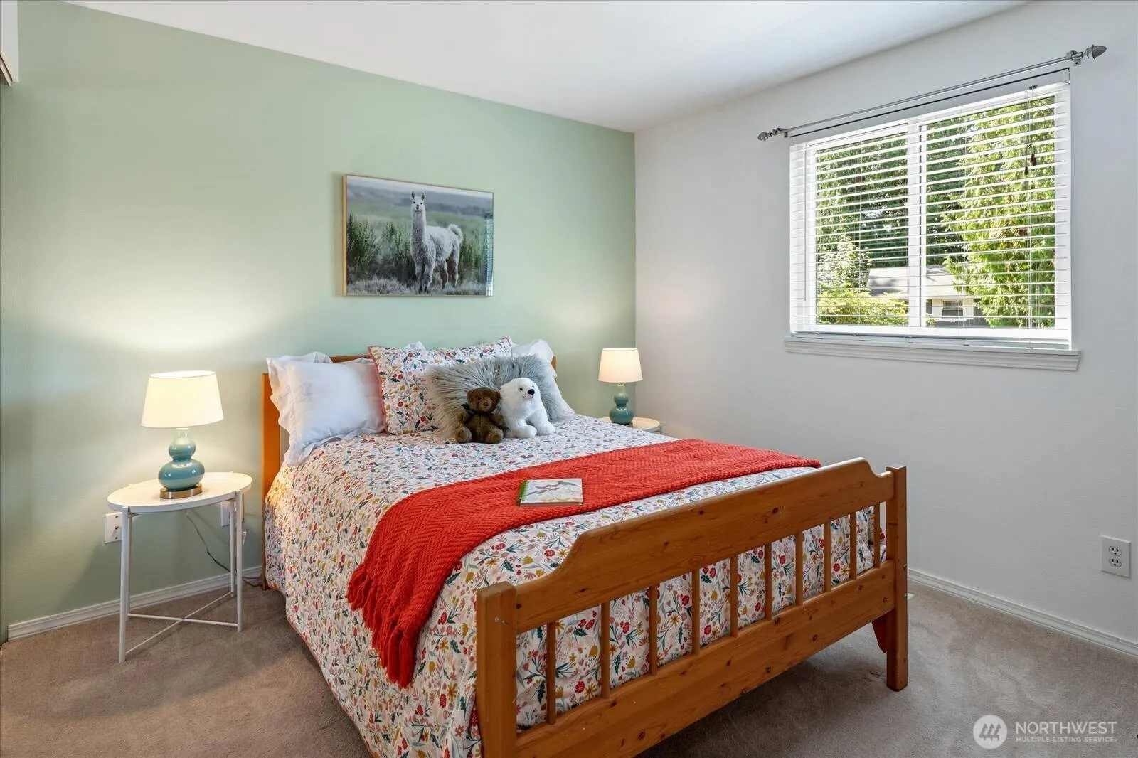 22414 NE 12th Court , Sammamish, WA 98074-6817
