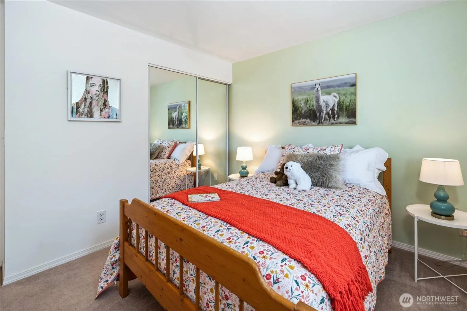 22414 NE 12th Court , Sammamish, WA 98074-6817