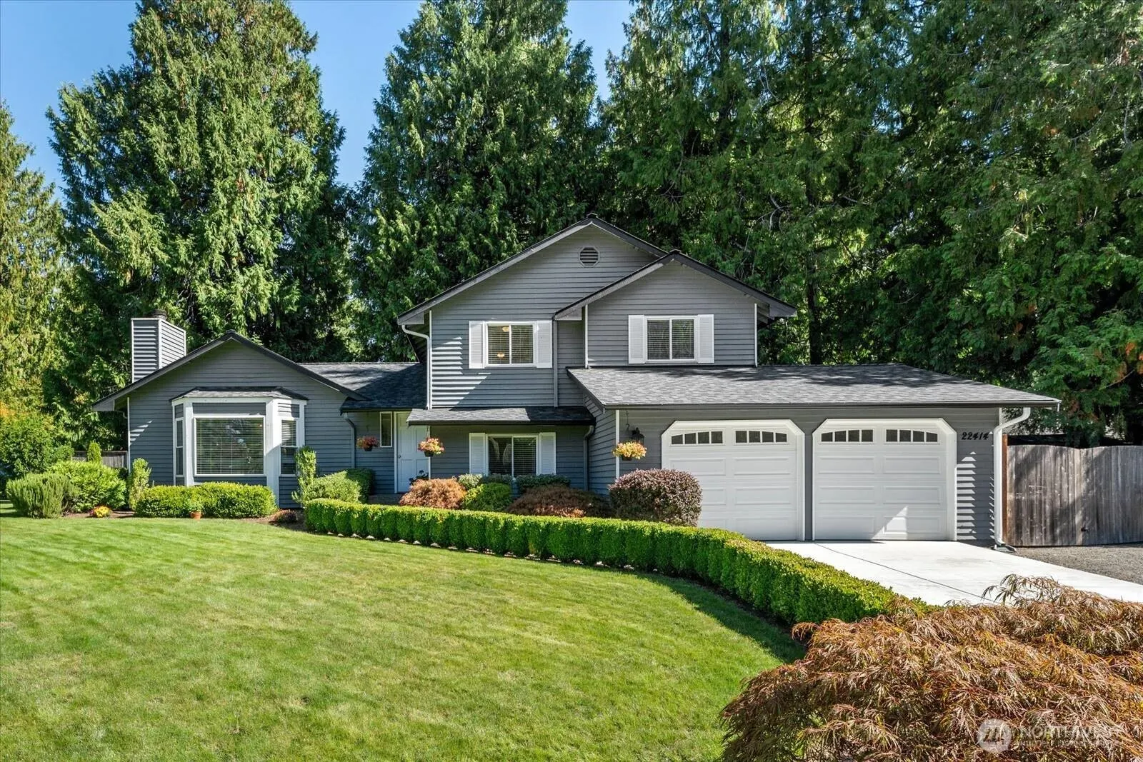 22414 NE 12th Court , Sammamish, WA 98074-6817