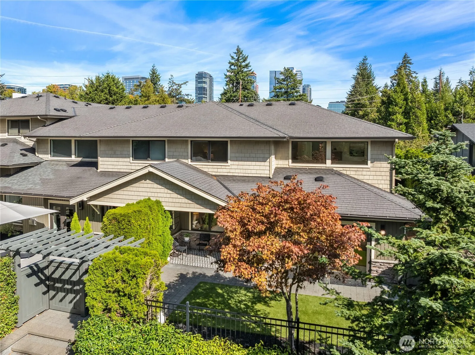 9801 NE 4th Street #D, Bellevue, WA 98004-5411
