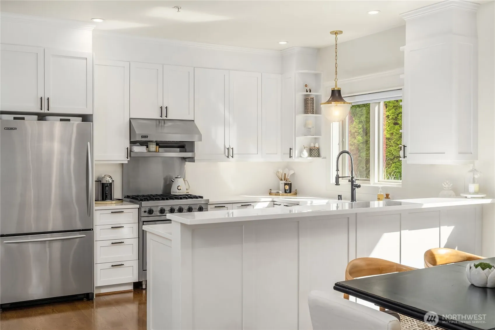 9801 NE 4th Street #D, Bellevue, WA 98004-5411