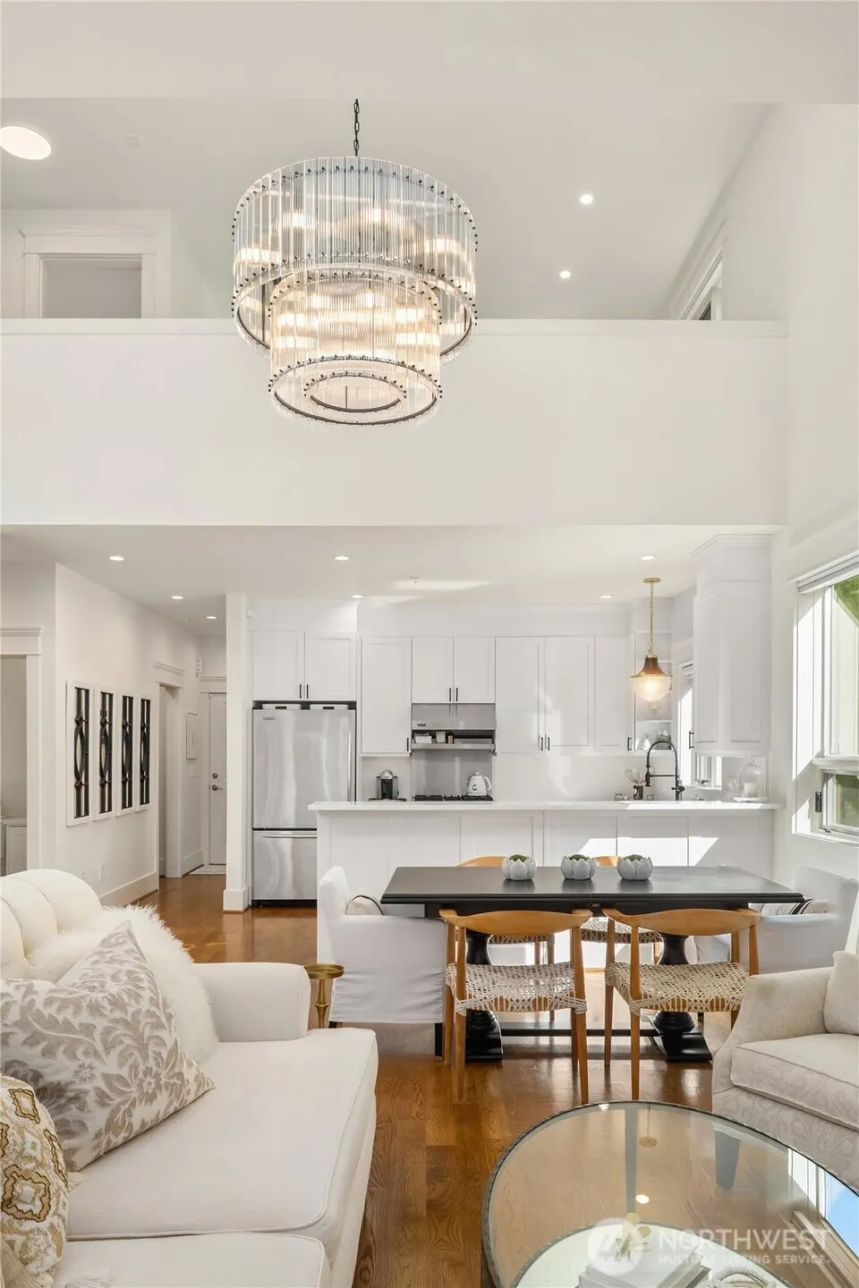 9801 NE 4th Street #D, Bellevue, WA 98004-5411