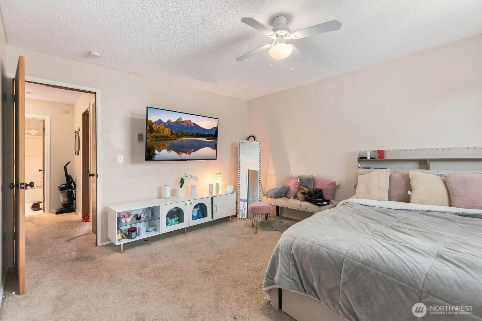 12404 SE 272nd Place #C, Kent, WA 98030