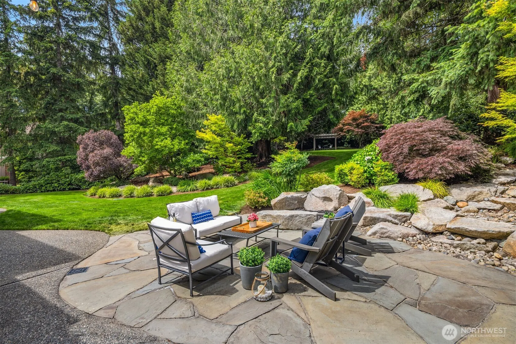 22008 NE 66th Place , Redmond, WA 98053