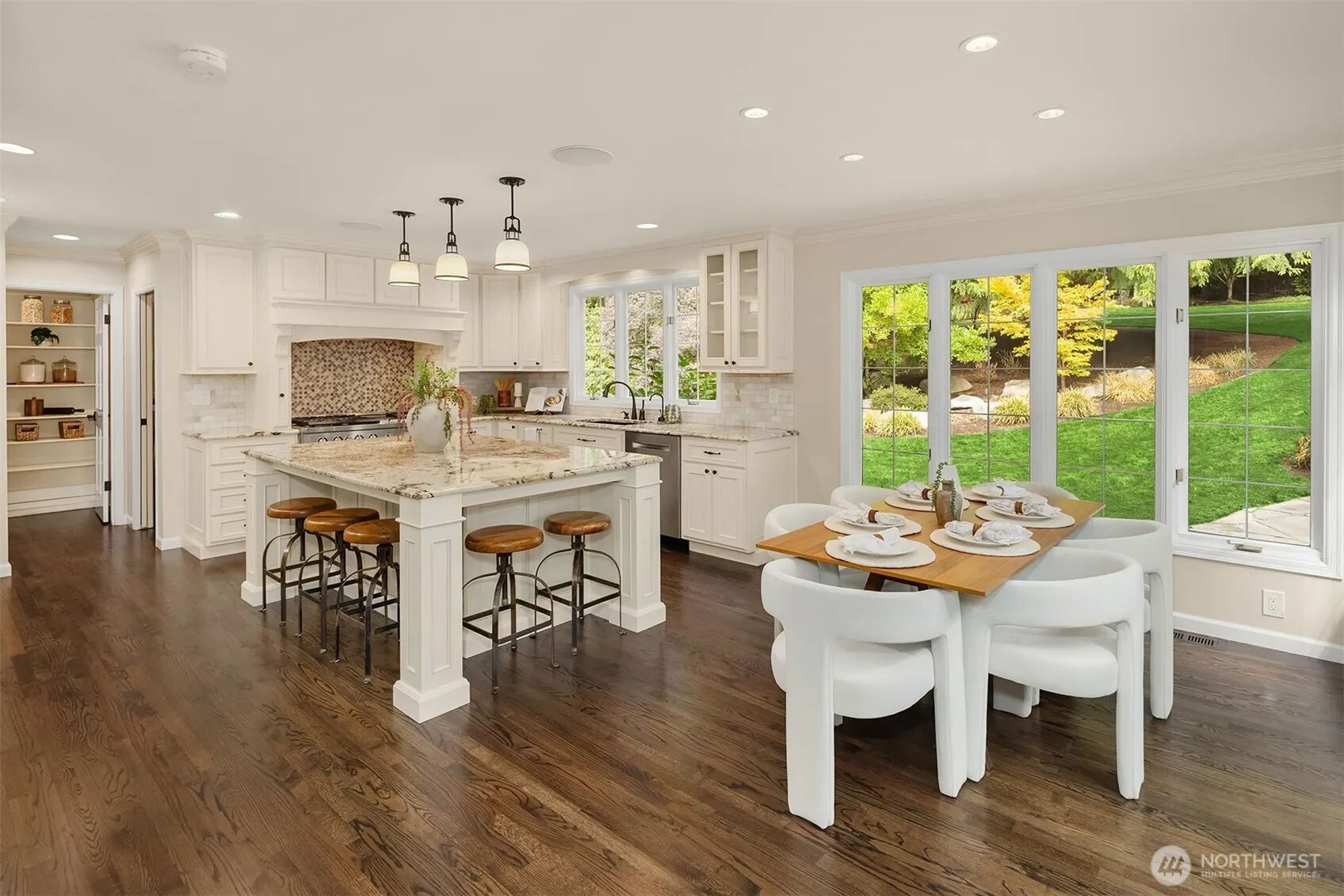 22008 NE 66th Place , Redmond, WA 98053
