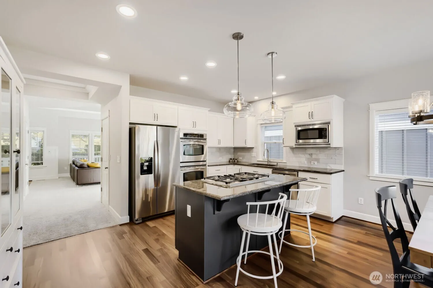 2136 NE Noble Street , Issaquah, WA 98029