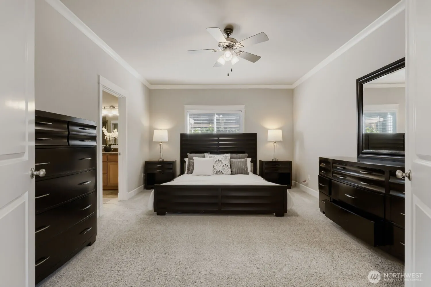 2136 NE Noble Street , Issaquah, WA 98029