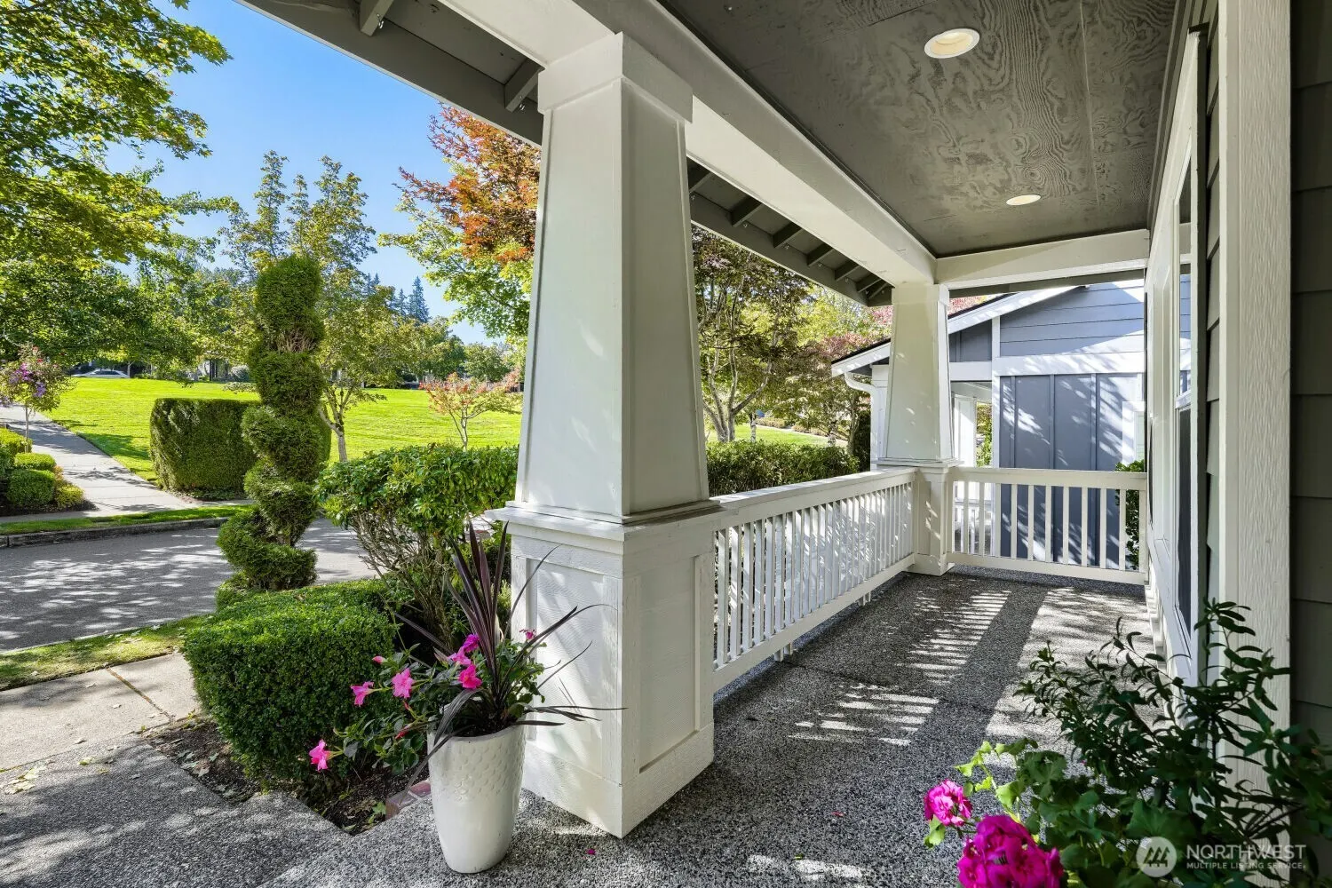 2136 NE Noble Street , Issaquah, WA 98029