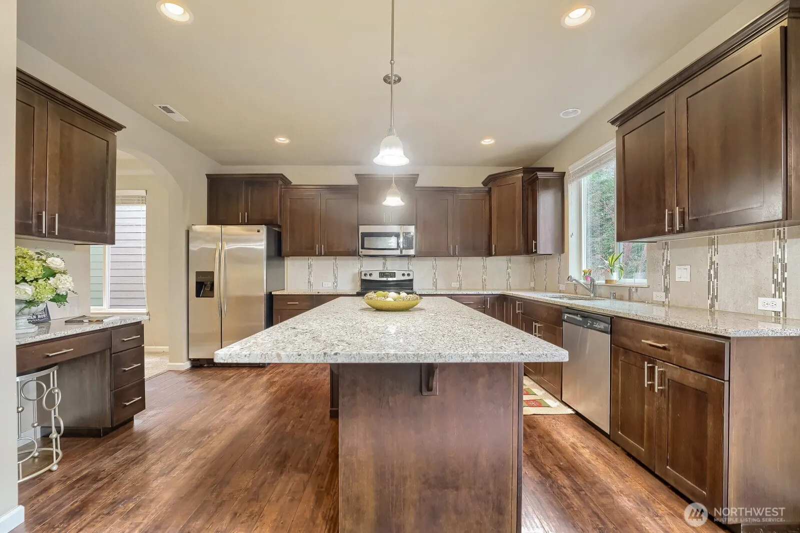 537 Queen Avenue NE, Renton, WA 98056