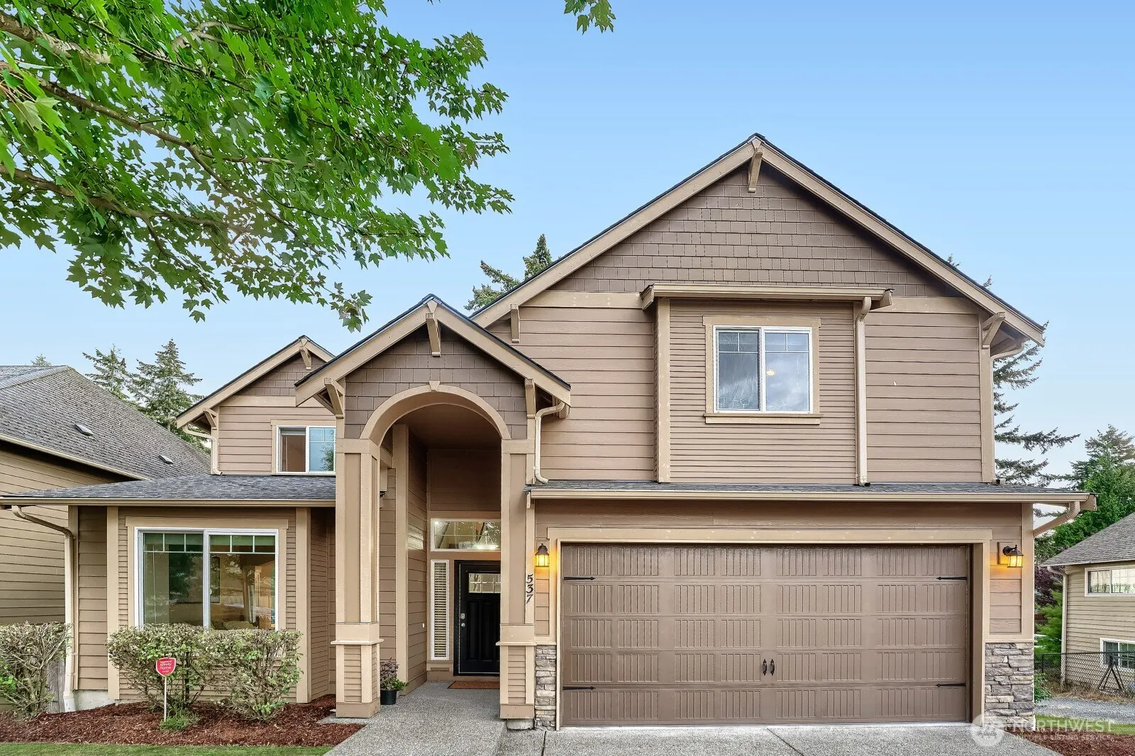 537 Queen Avenue NE, Renton, WA 98056