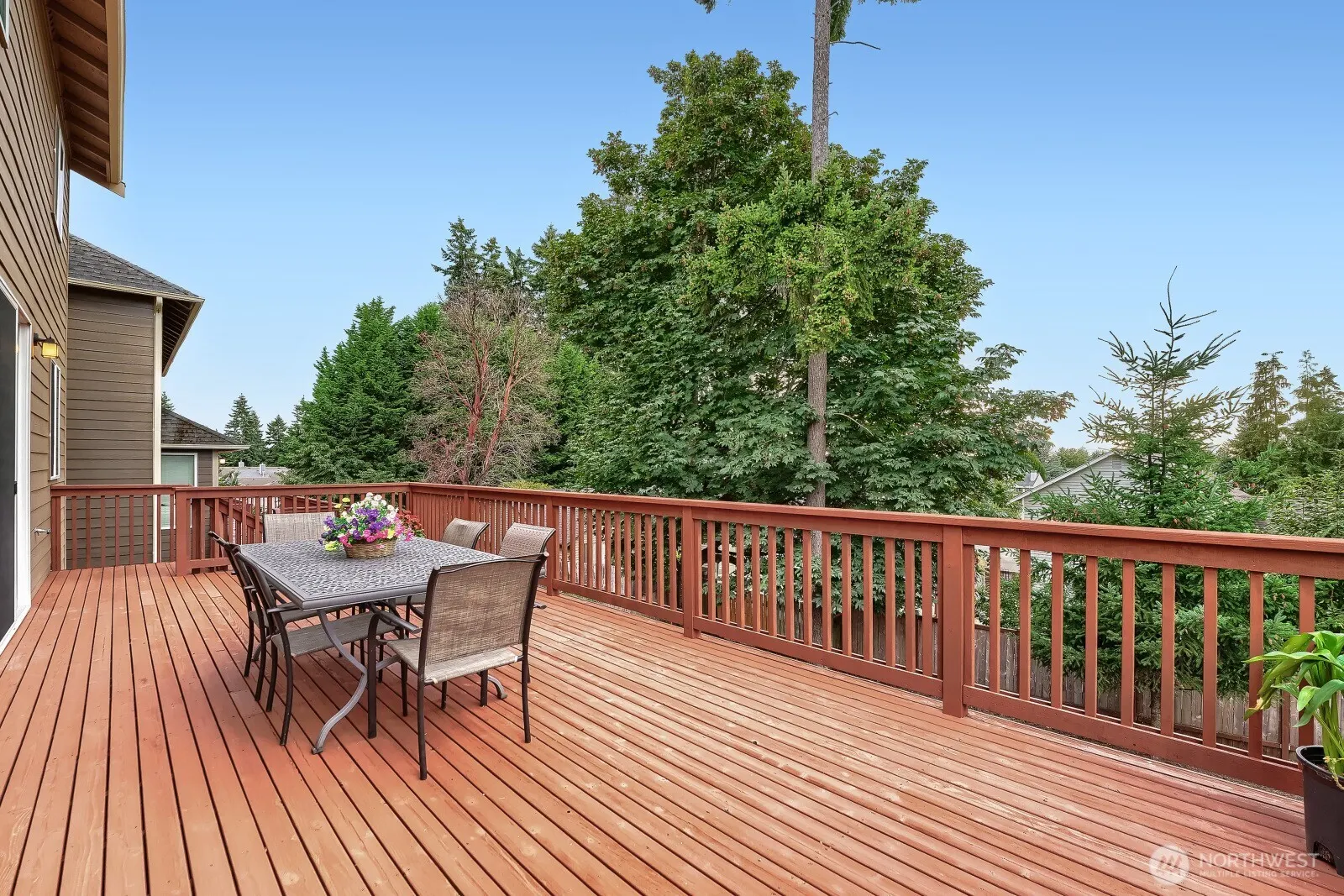 537 Queen Avenue NE, Renton, WA 98056