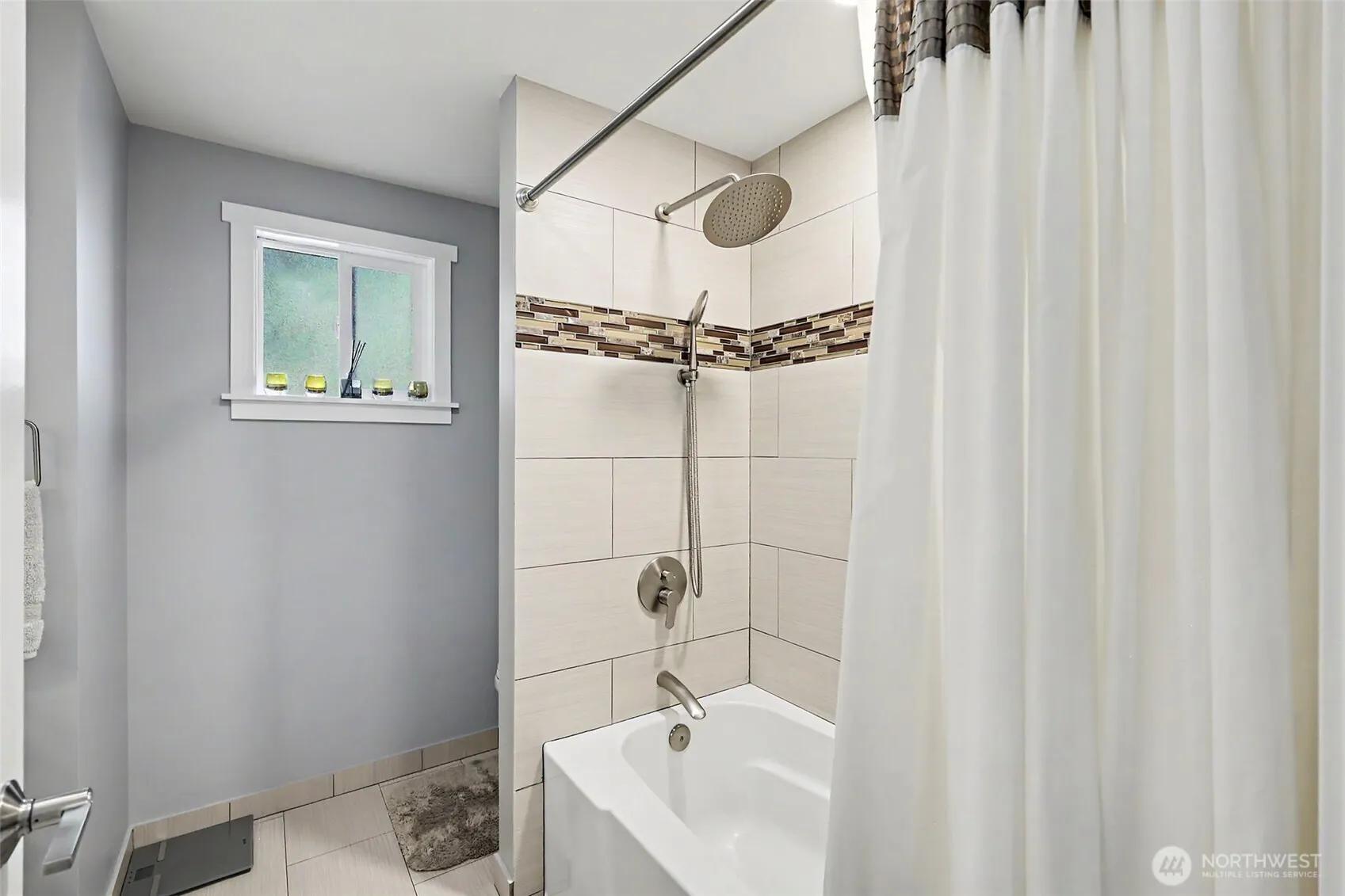 15232 SE 272 Street #6, Kent, WA 98042