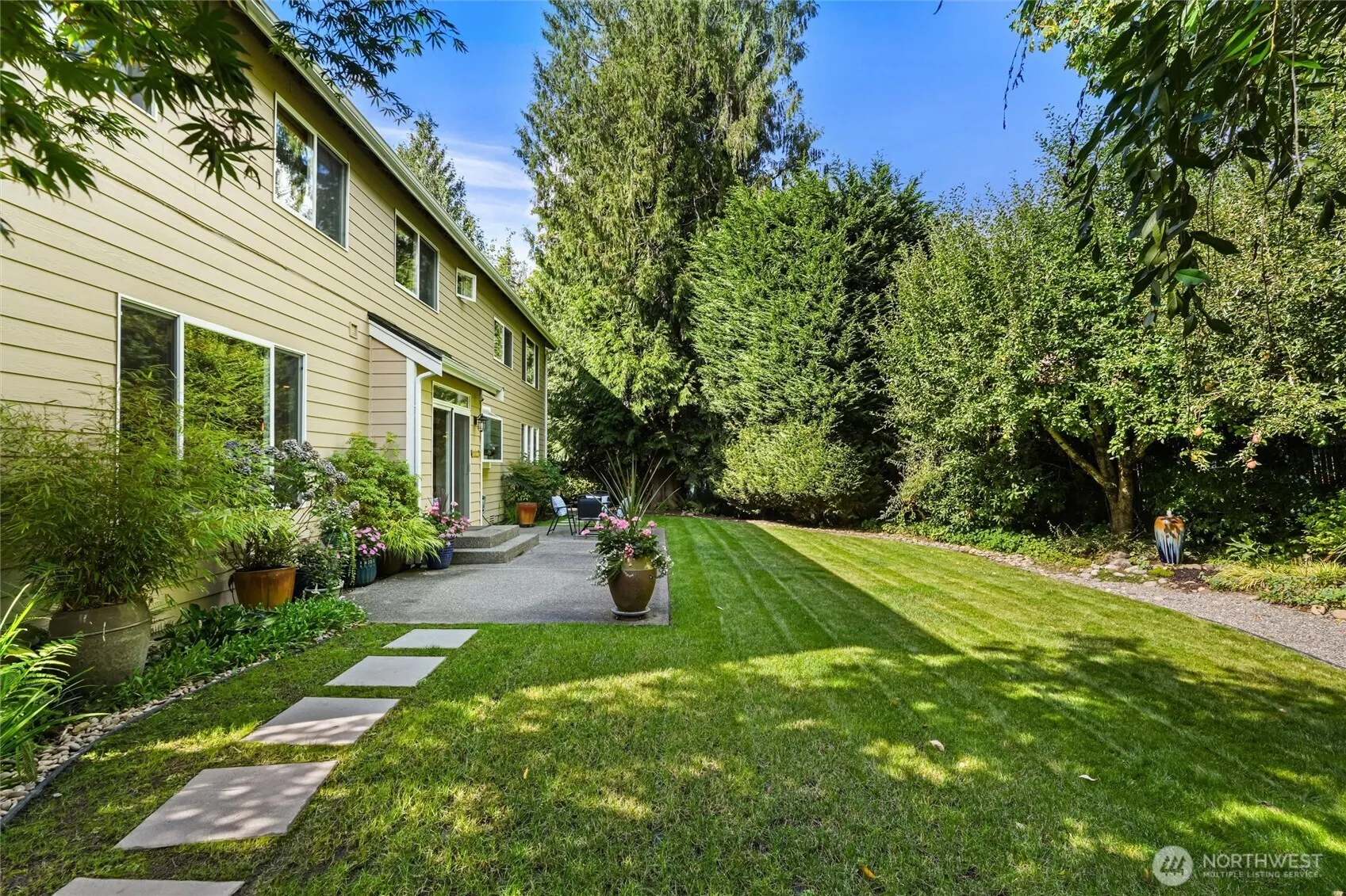17522 SE 186th Way , Renton, WA 98058