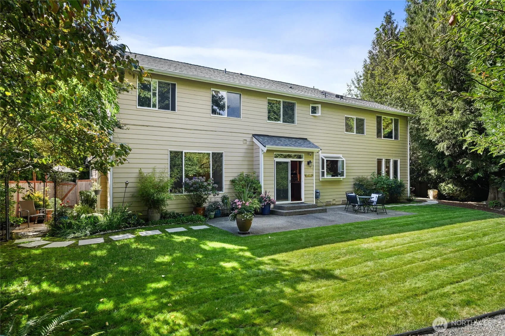 17522 SE 186th Way , Renton, WA 98058