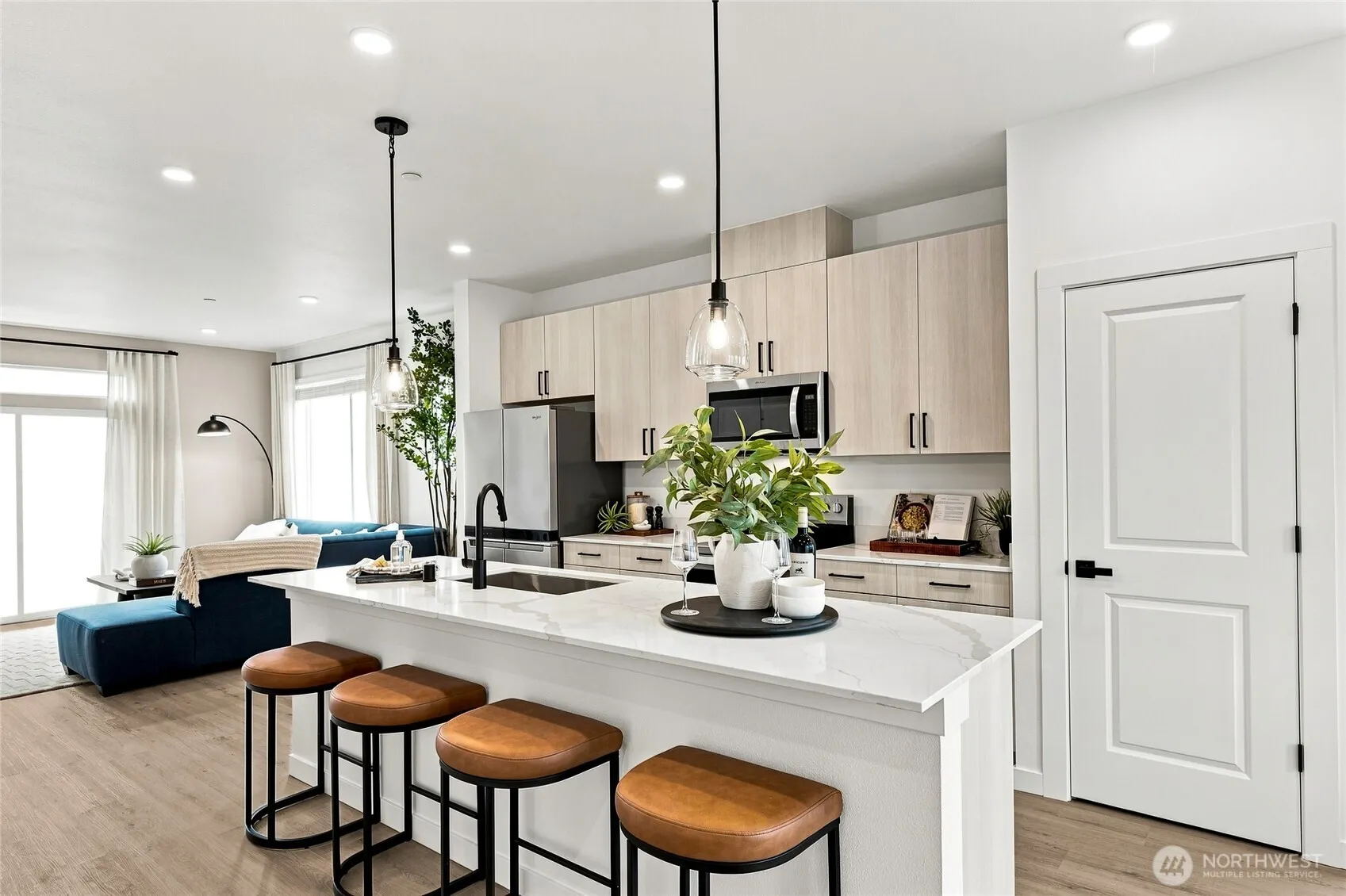 16202 Manor Way #E1, Lynnwood, WA 98087