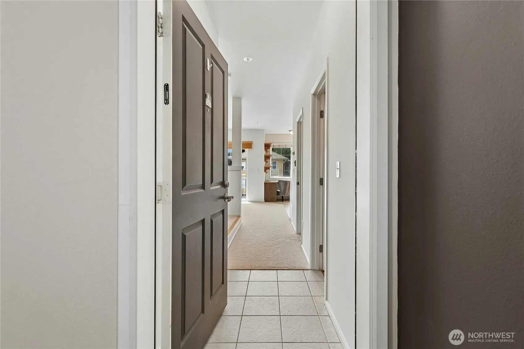 517 225th Lane NE #E202, Sammamish, WA 98074