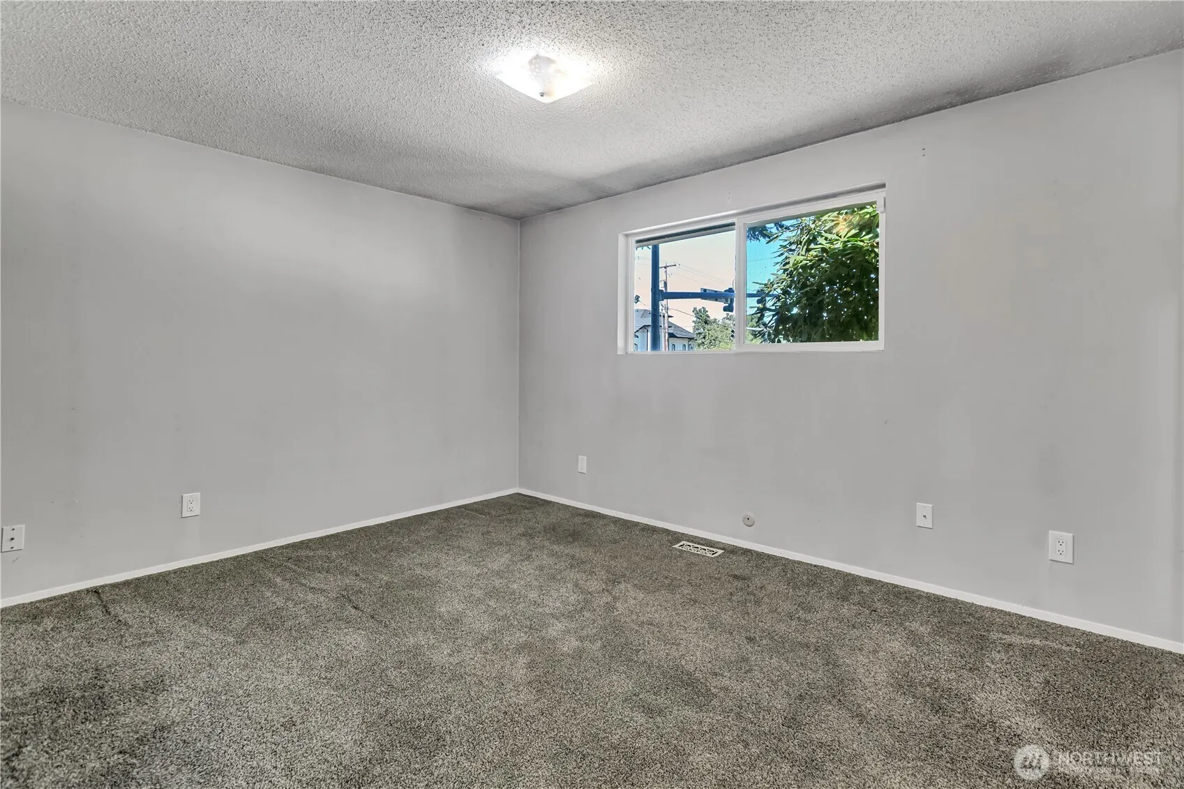 12405 SE 270th Street , Kent, WA 98030