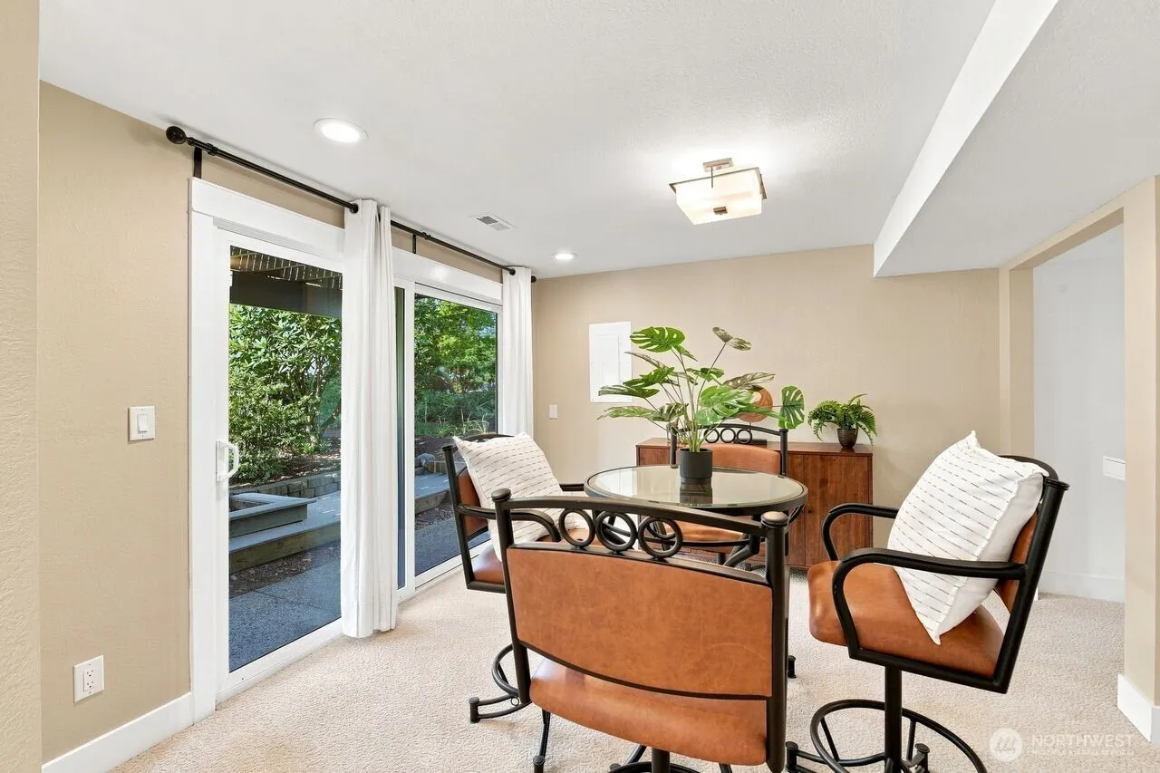 15000 Village Green Drive #2, Mill Creek, WA 98012
