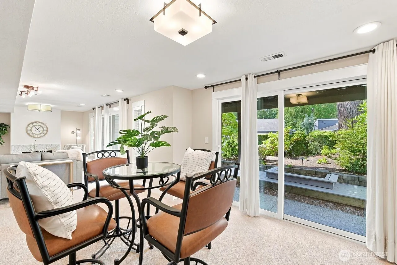15000 Village Green Drive #2, Mill Creek, WA 98012