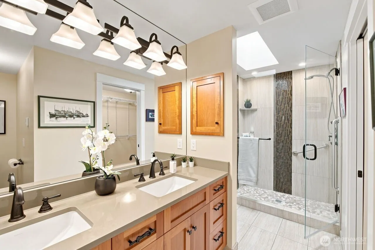15000 Village Green Drive #2, Mill Creek, WA 98012