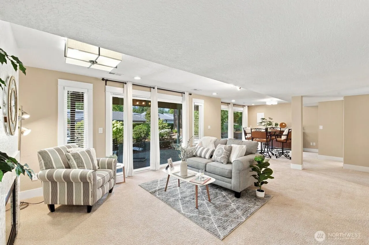 15000 Village Green Drive #2, Mill Creek, WA 98012