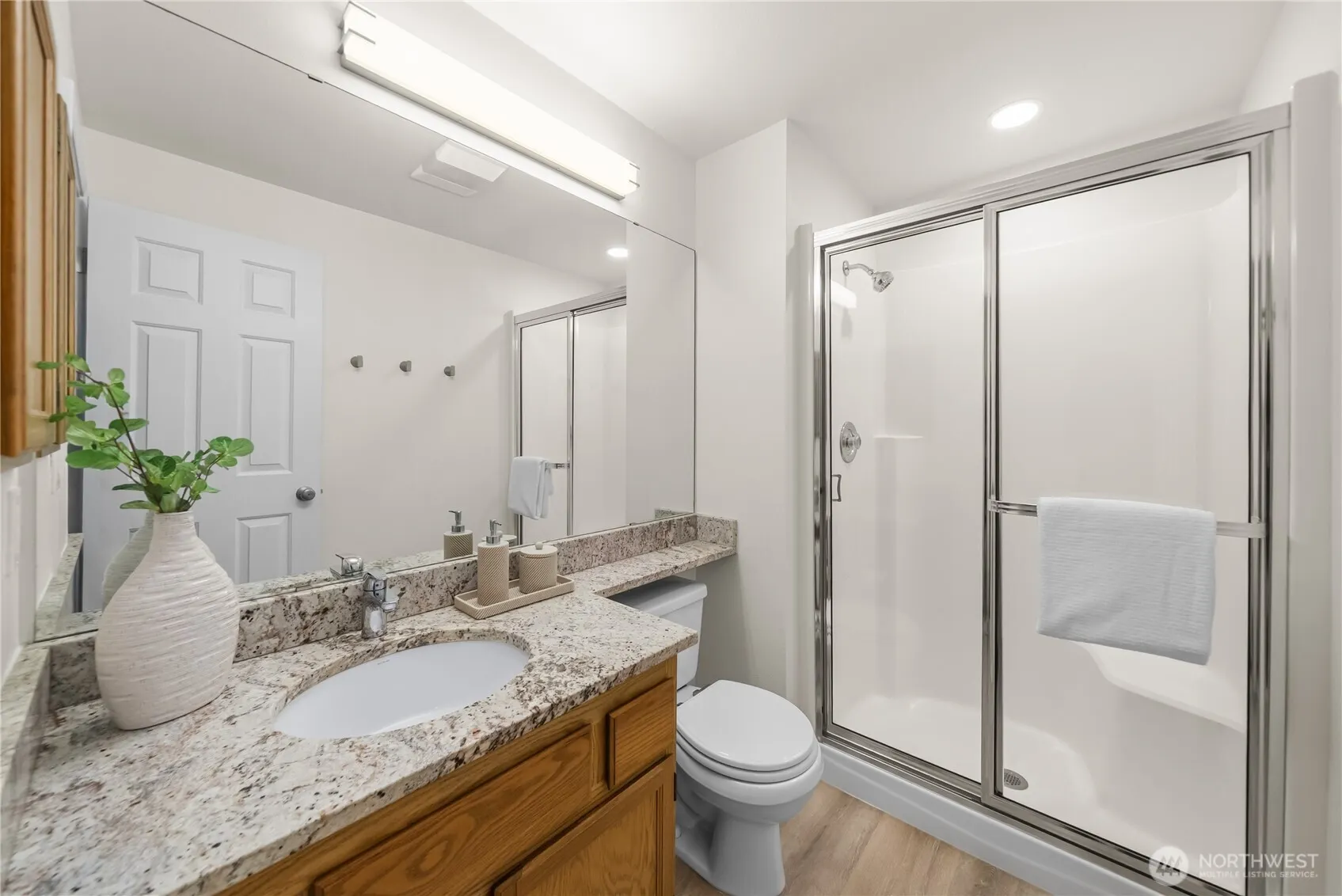 8615 139th Avenue NE, Redmond, WA 98052