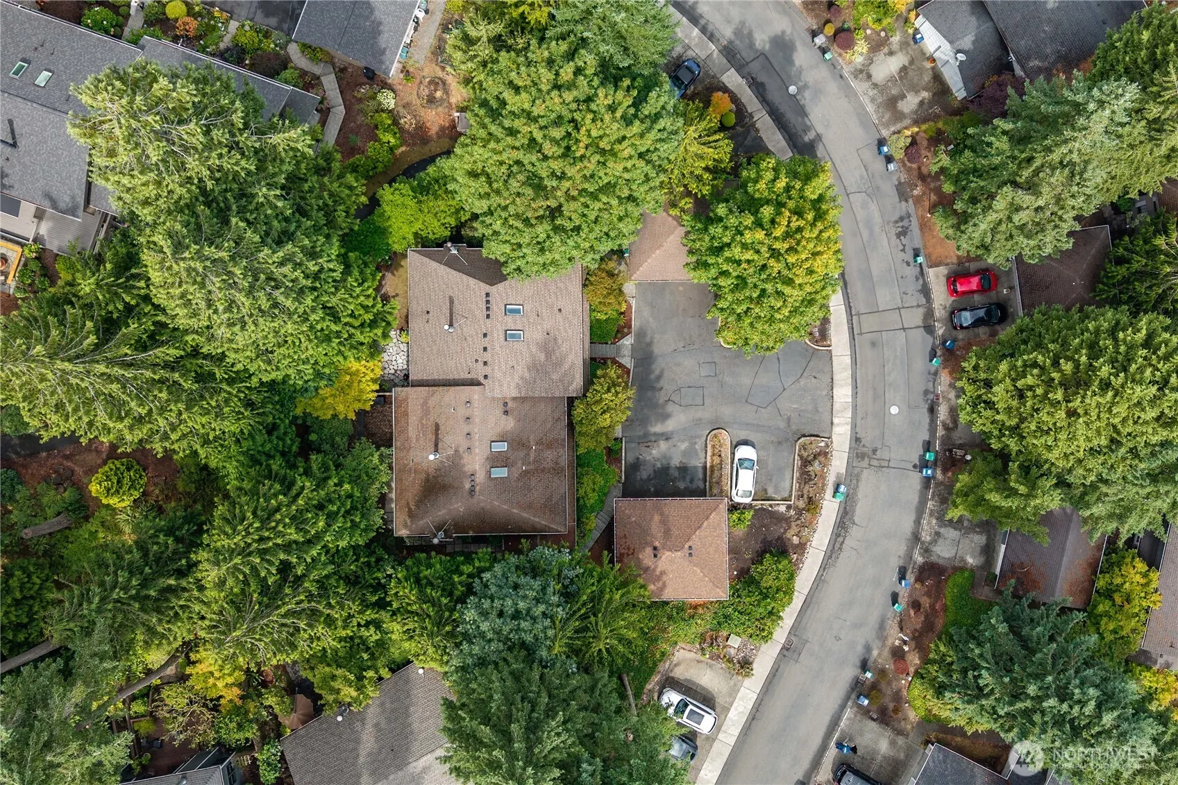 8615 139th Avenue NE, Redmond, WA 98052