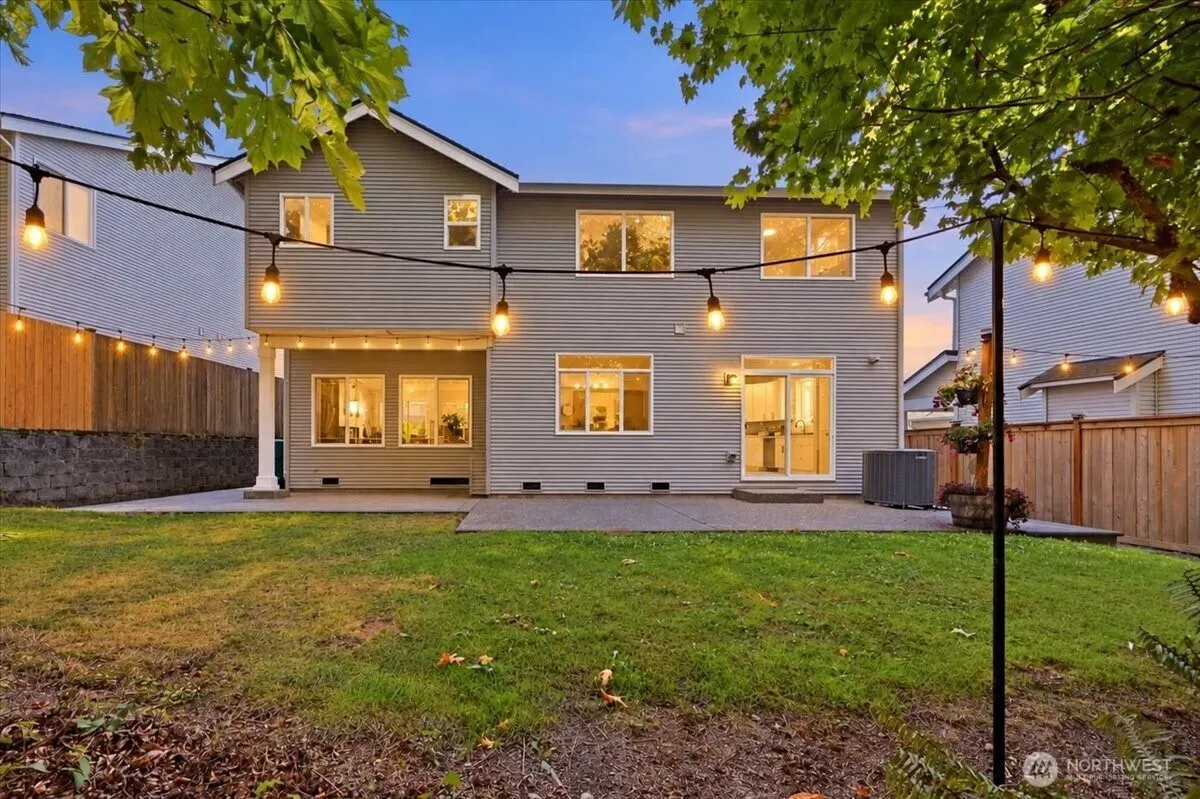 2912 153rd Street SW, Lynnwood, WA 98087-5434