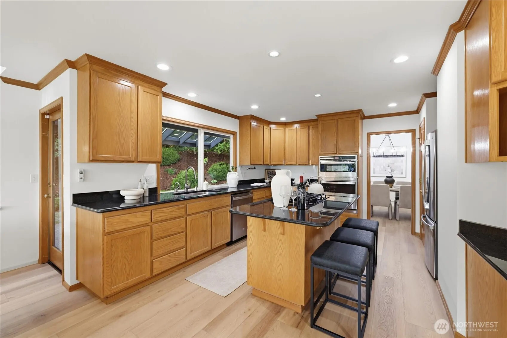 19204 SE 25th Street , Sammamish, WA 98075-7491