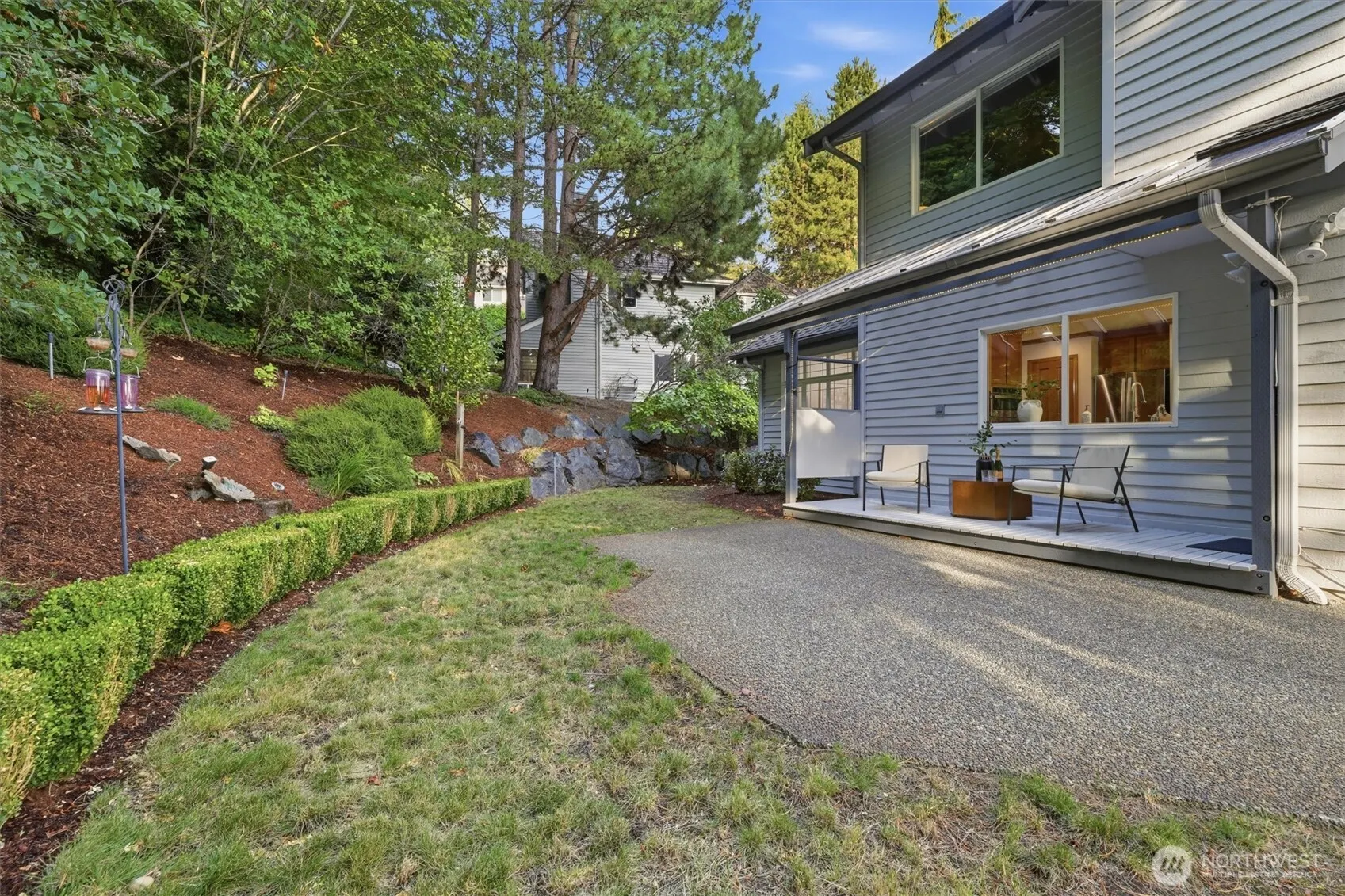 19204 SE 25th Street , Sammamish, WA 98075-7491